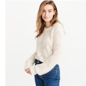 •ABERCROMBIE AND FITCH•Lofty puff sleeve sweater.